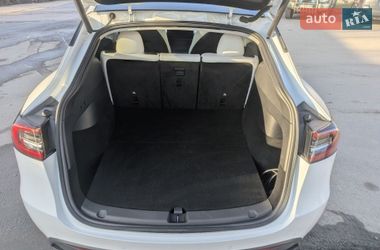 Внедорожник / Кроссовер Tesla Model Y 2021 в Тернополе