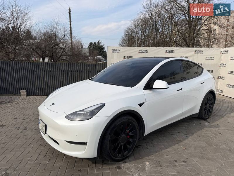 Внедорожник / Кроссовер Tesla Model Y 2022 в Луцке