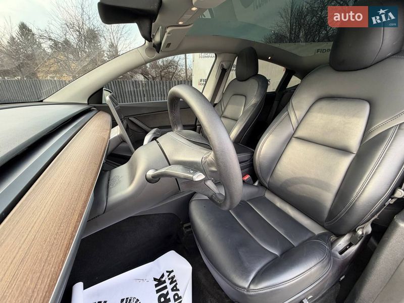 Внедорожник / Кроссовер Tesla Model Y 2022 в Луцке