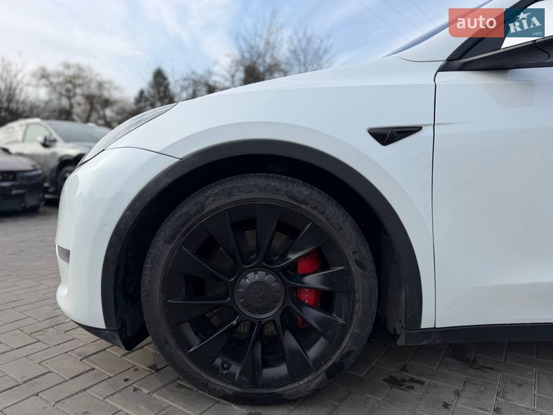 Внедорожник / Кроссовер Tesla Model Y 2022 в Луцке