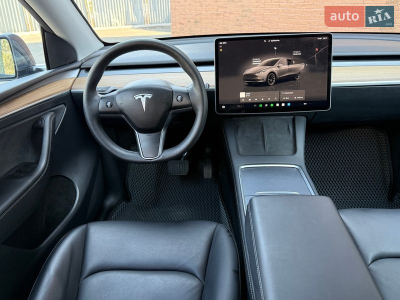 Внедорожник / Кроссовер Tesla Model Y 2023 в Одессе