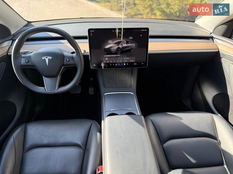 Внедорожник / Кроссовер Tesla Model Y 2023 в Тернополе
