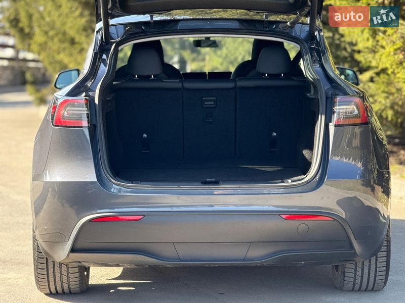 Внедорожник / Кроссовер Tesla Model Y 2023 в Тернополе