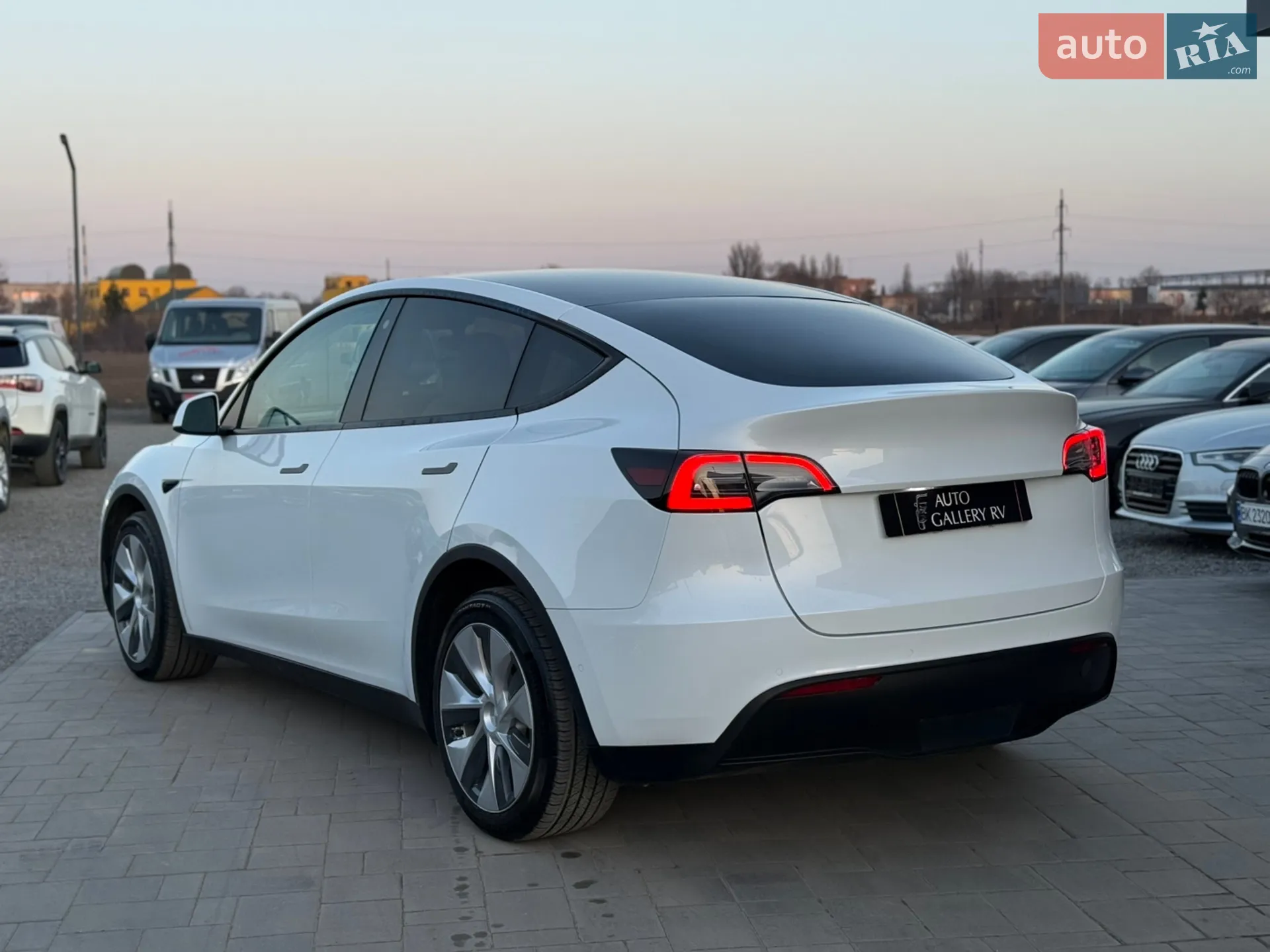 2022 Tesla Model Y - мініатюра 7