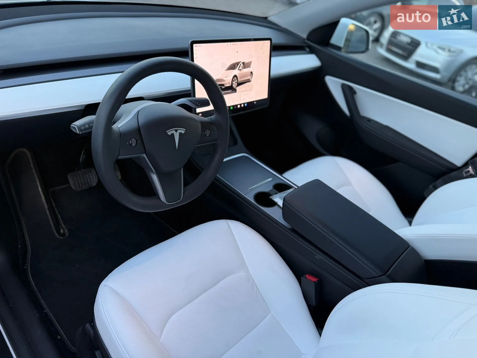 2022 Tesla Model Y - мініатюра 14