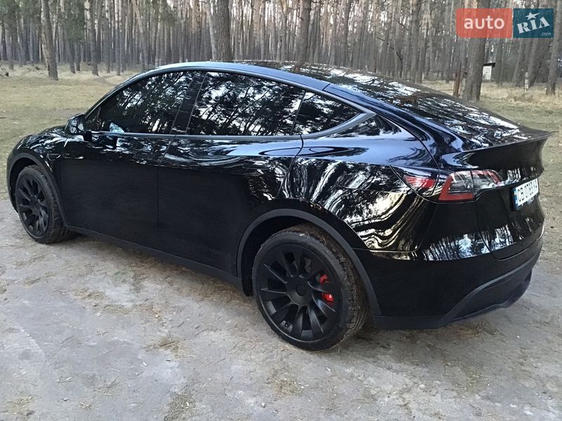 Внедорожник / Кроссовер Tesla Model Y 2022 в Чернигове