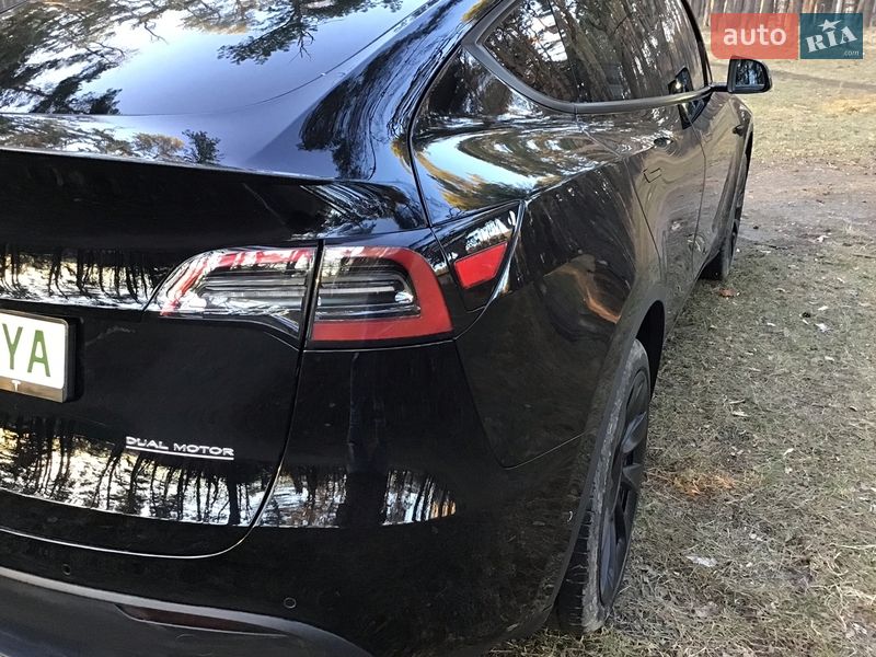 Внедорожник / Кроссовер Tesla Model Y 2022 в Чернигове