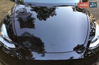 Внедорожник / Кроссовер Tesla Model Y 2022 в Чернигове