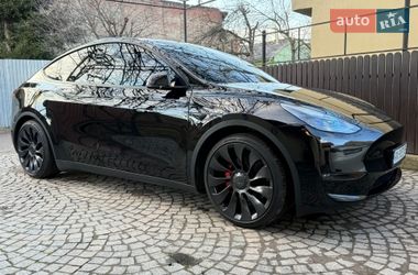 Внедорожник / Кроссовер Tesla Model Y 2024 в Дрогобыче