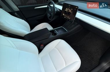 Внедорожник / Кроссовер Tesla Model Y 2024 в Дрогобыче