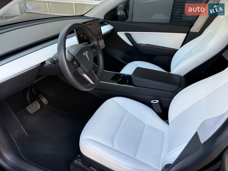 Позашляховик / Кросовер Tesla Model Y 2021 в Одесі