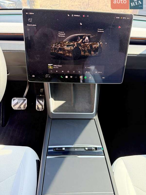 Позашляховик / Кросовер Tesla Model Y 2025 в Хмельницькому