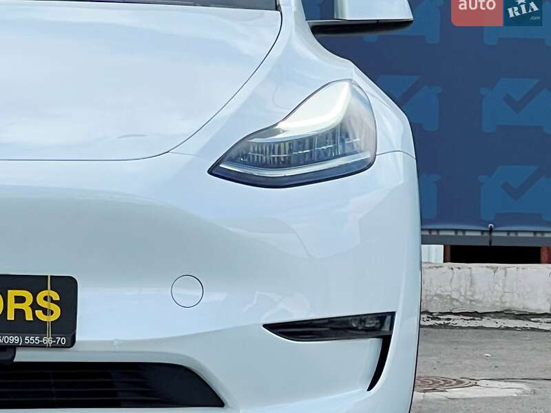 Внедорожник / Кроссовер Tesla Model Y 2023 в Киеве