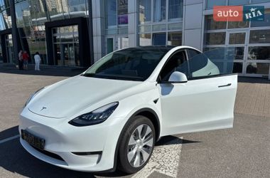 Внедорожник / Кроссовер Tesla Model Y 2023 в Киеве