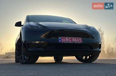Внедорожник / Кроссовер Tesla Model Y 2022 в Ровно