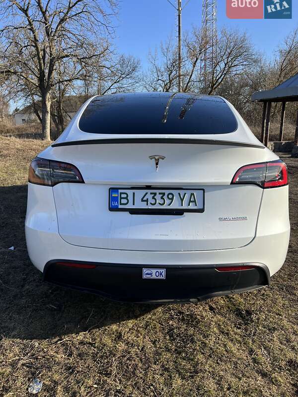 Позашляховик / Кросовер Tesla Model Y 2024 в Полтаві