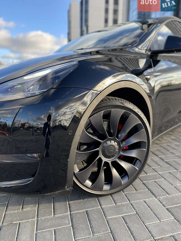 Внедорожник / Кроссовер Tesla Model Y 2022 в Днепре фото 10 Внедорожник / Кроссовер Tesla Model Y 2022 в Днепре