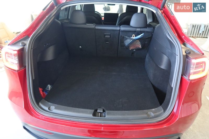 Внедорожник / Кроссовер Tesla Model Y 2021 в Ивано-Франковске