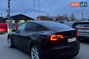 Внедорожник / Кроссовер Tesla Model Y 2021 в Киеве