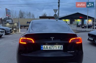 Внедорожник / Кроссовер Tesla Model Y 2021 в Киеве