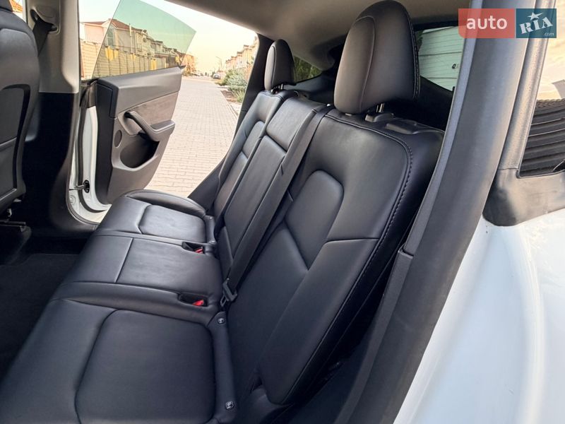 Внедорожник / Кроссовер Tesla Model Y 2022 в Одессе