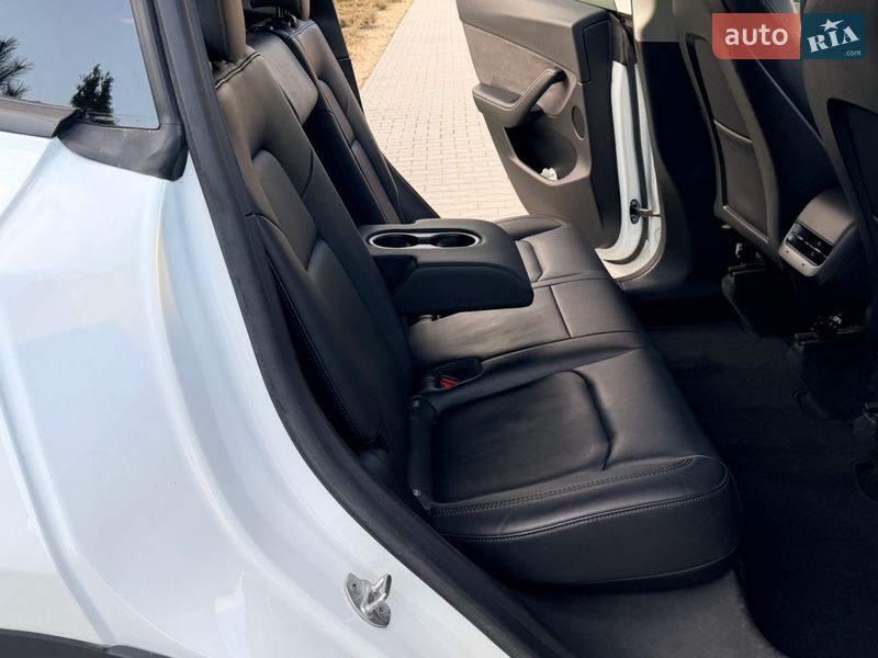 Внедорожник / Кроссовер Tesla Model Y 2022 в Одессе