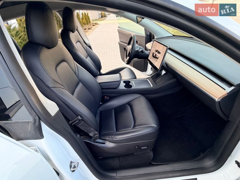 Внедорожник / Кроссовер Tesla Model Y 2022 в Одессе