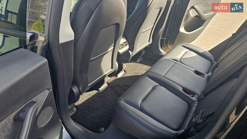 Позашляховик / Кросовер Tesla Model Y 2022 в Ковелі