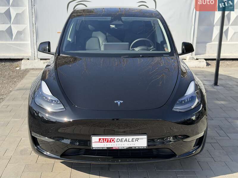 Позашляховик / Кросовер Tesla Model Y 2024 в Києві
