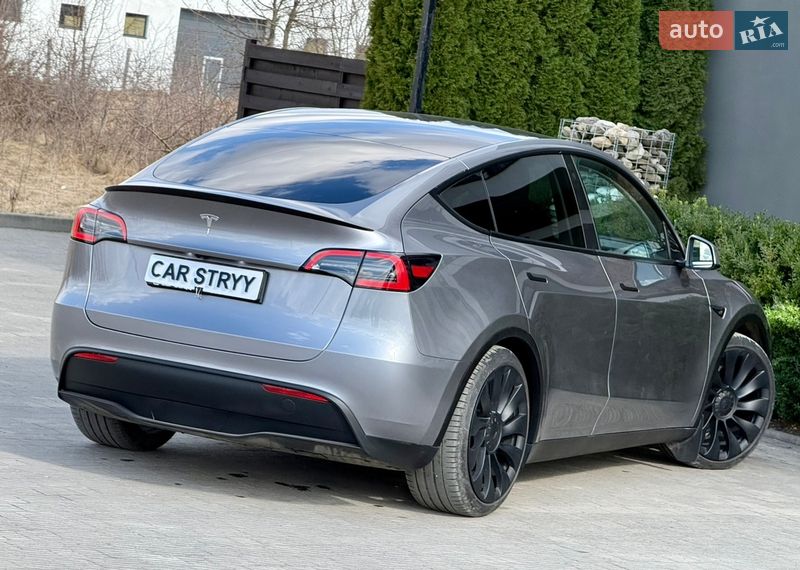 Позашляховик / Кросовер Tesla Model Y 2023 в Стрию фото 27 Позашляховик / Кросовер Tesla Model Y 2023 в Стрию