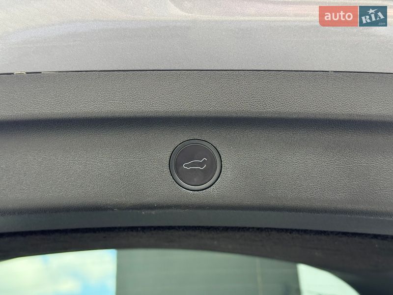 Позашляховик / Кросовер Tesla Model Y 2023 в Стрию фото 53 Позашляховик / Кросовер Tesla Model Y 2023 в Стрию