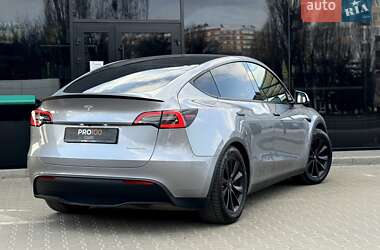 Внедорожник / Кроссовер Tesla Model Y 2023 в Киеве