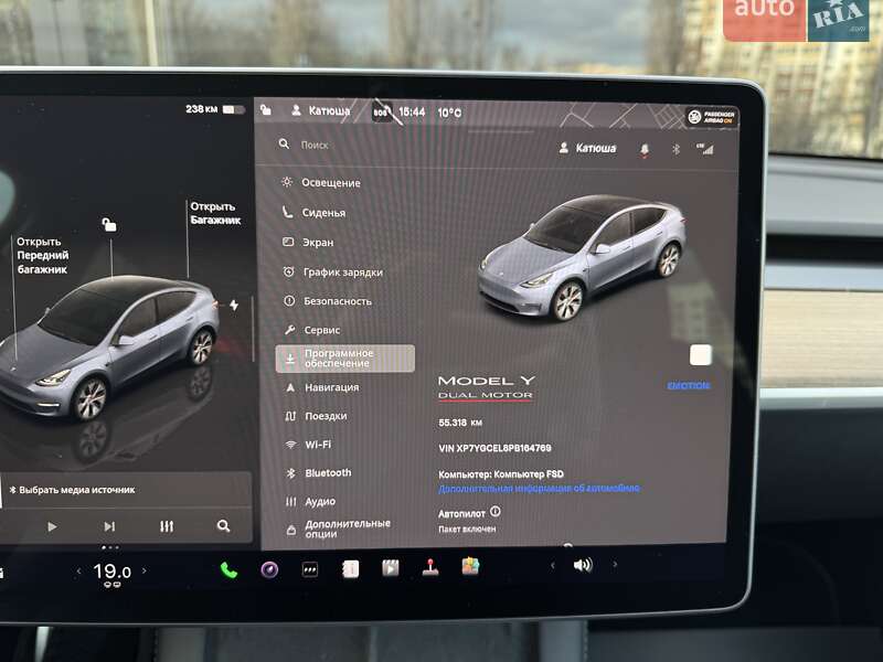 Внедорожник / Кроссовер Tesla Model Y 2023 в Киеве