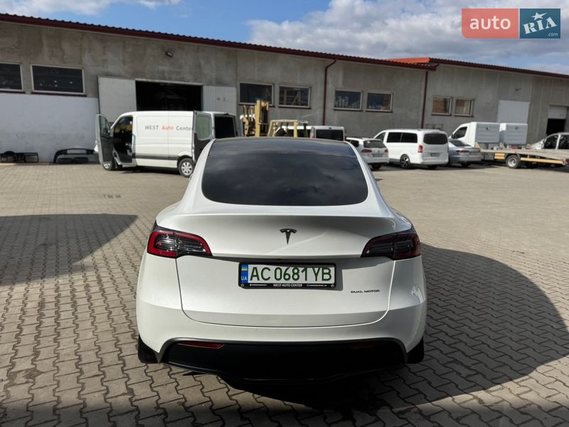 Внедорожник / Кроссовер Tesla Model Y 2022 в Луцке