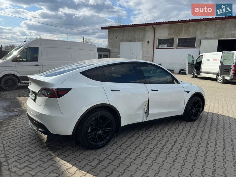 Внедорожник / Кроссовер Tesla Model Y 2022 в Луцке
