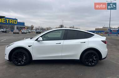 Внедорожник / Кроссовер Tesla Model Y 2023 в Киеве