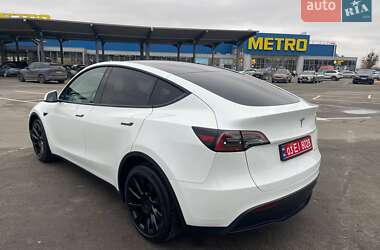 Внедорожник / Кроссовер Tesla Model Y 2023 в Киеве