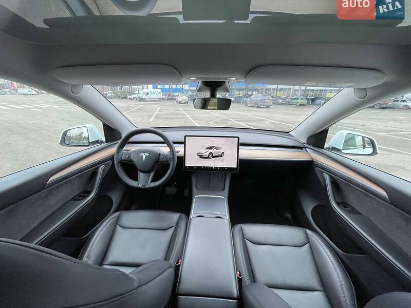 Позашляховик / Кросовер Tesla Model Y 2023 в Києві фото 21 Позашляховик / Кросовер Tesla Model Y 2023 в Києві