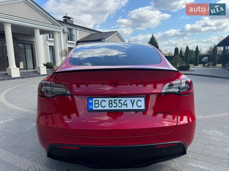 Внедорожник / Кроссовер Tesla Model Y 2023 в Стрые