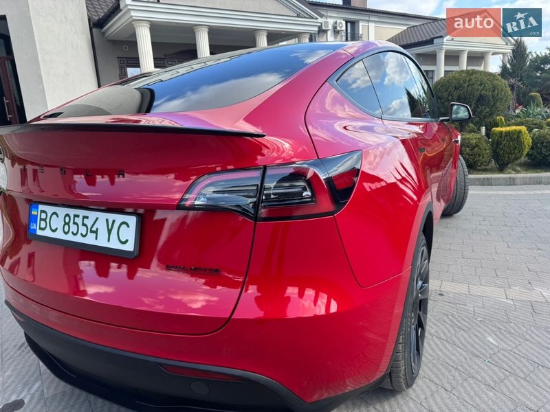 Внедорожник / Кроссовер Tesla Model Y 2023 в Стрые
