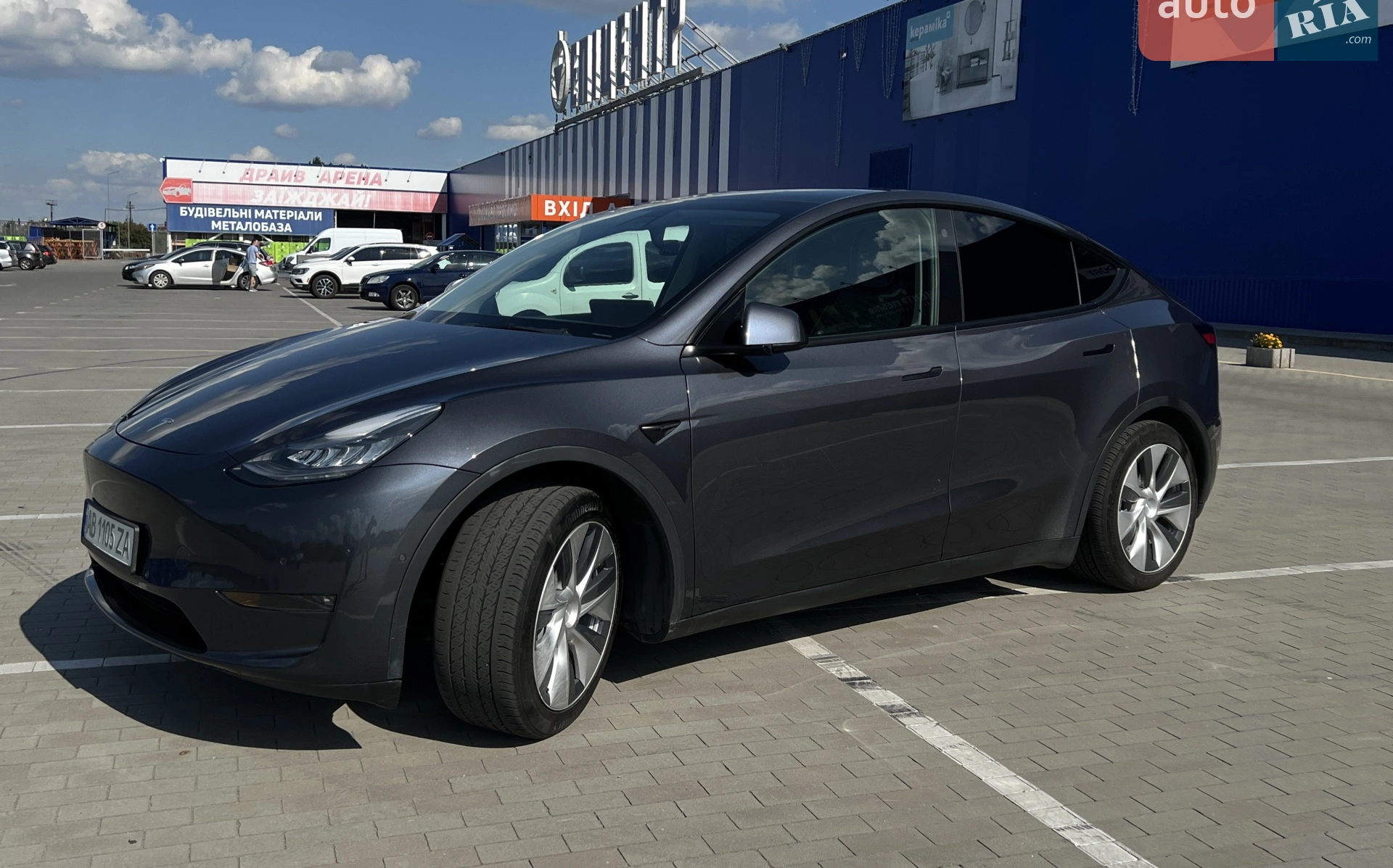 2021 Tesla Model Y - мініатюра 9