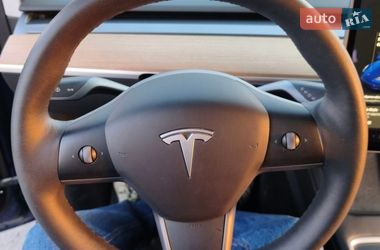 Внедорожник / Кроссовер Tesla Model Y 2021 в Львове