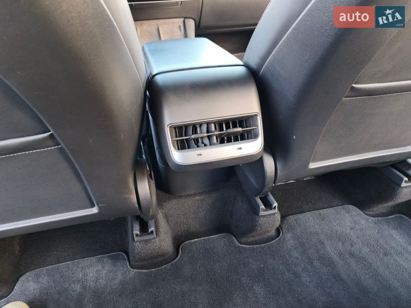 Внедорожник / Кроссовер Tesla Model Y 2021 в Львове фото 38 Внедорожник / Кроссовер Tesla Model Y 2021 в Львове