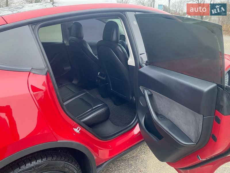 Внедорожник / Кроссовер Tesla Model Y 2022 в Тараще фото 19 Внедорожник / Кроссовер Tesla Model Y 2022 в Тараще