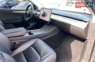 Внедорожник / Кроссовер Tesla Model Y 2023 в Киеве