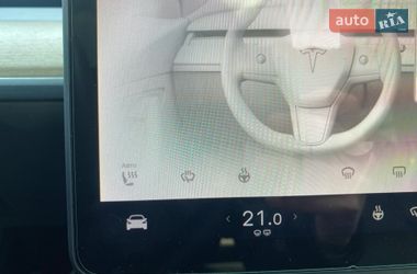Внедорожник / Кроссовер Tesla Model Y 2023 в Киеве