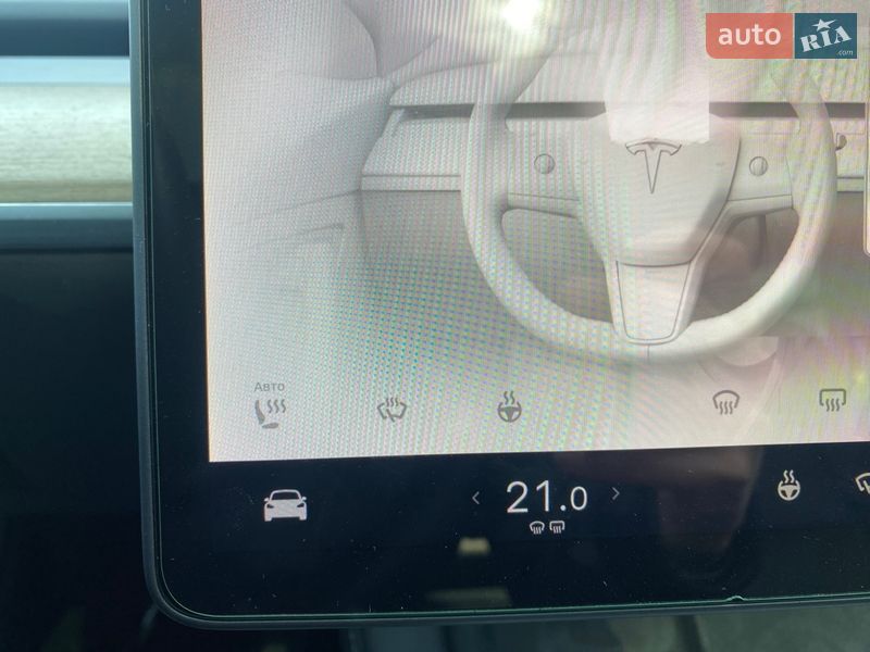 Внедорожник / Кроссовер Tesla Model Y 2023 в Киеве