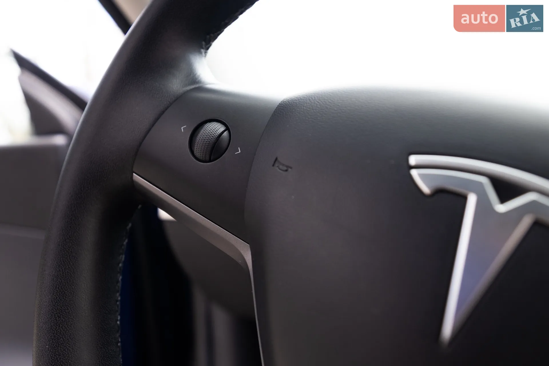 2020 Tesla Model Y - мініатюра 24