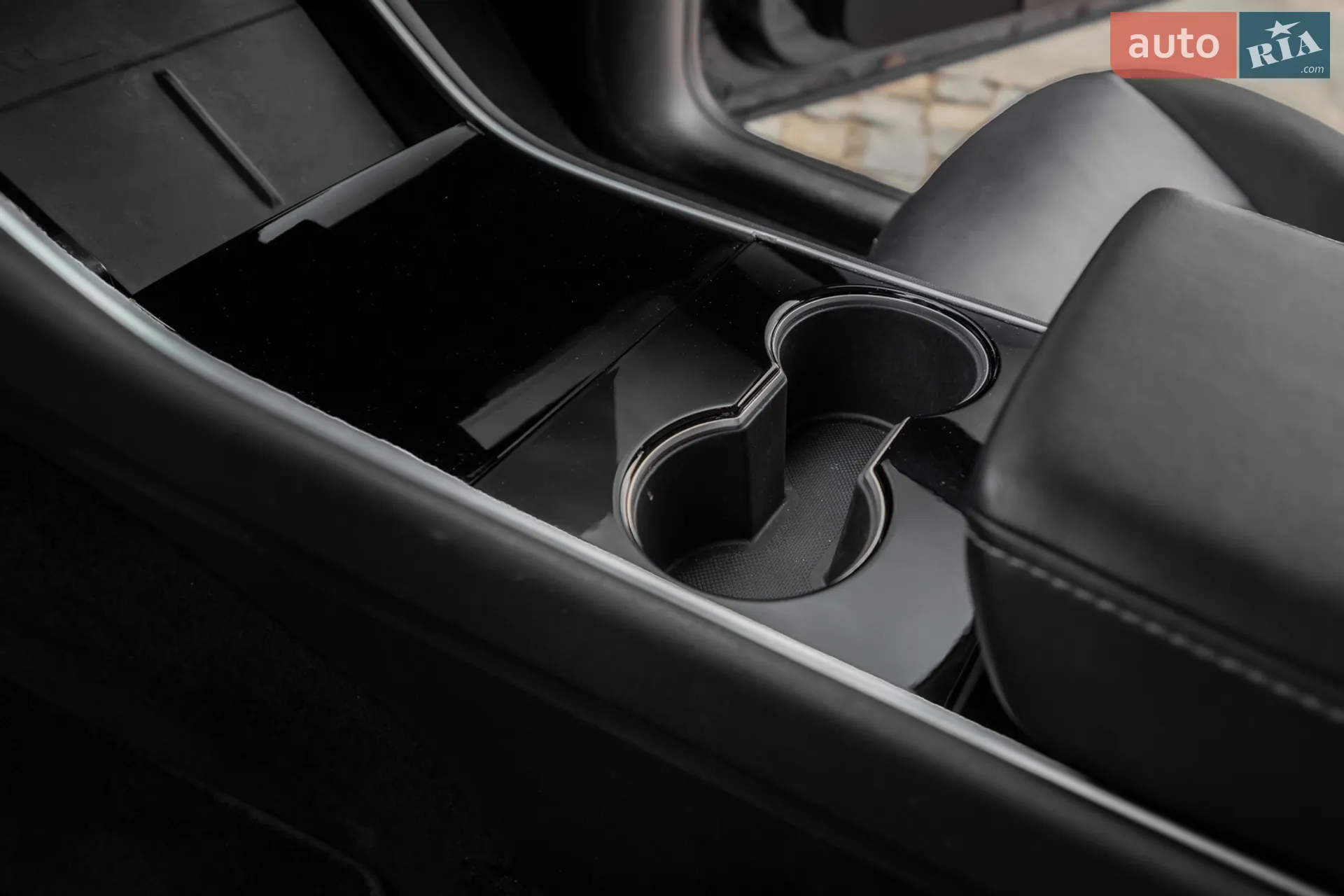 2020 Tesla Model Y - мініатюра 29