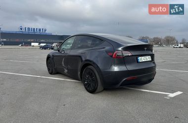 Позашляховик / Кросовер Tesla Model Y 2024 в Дніпрі
